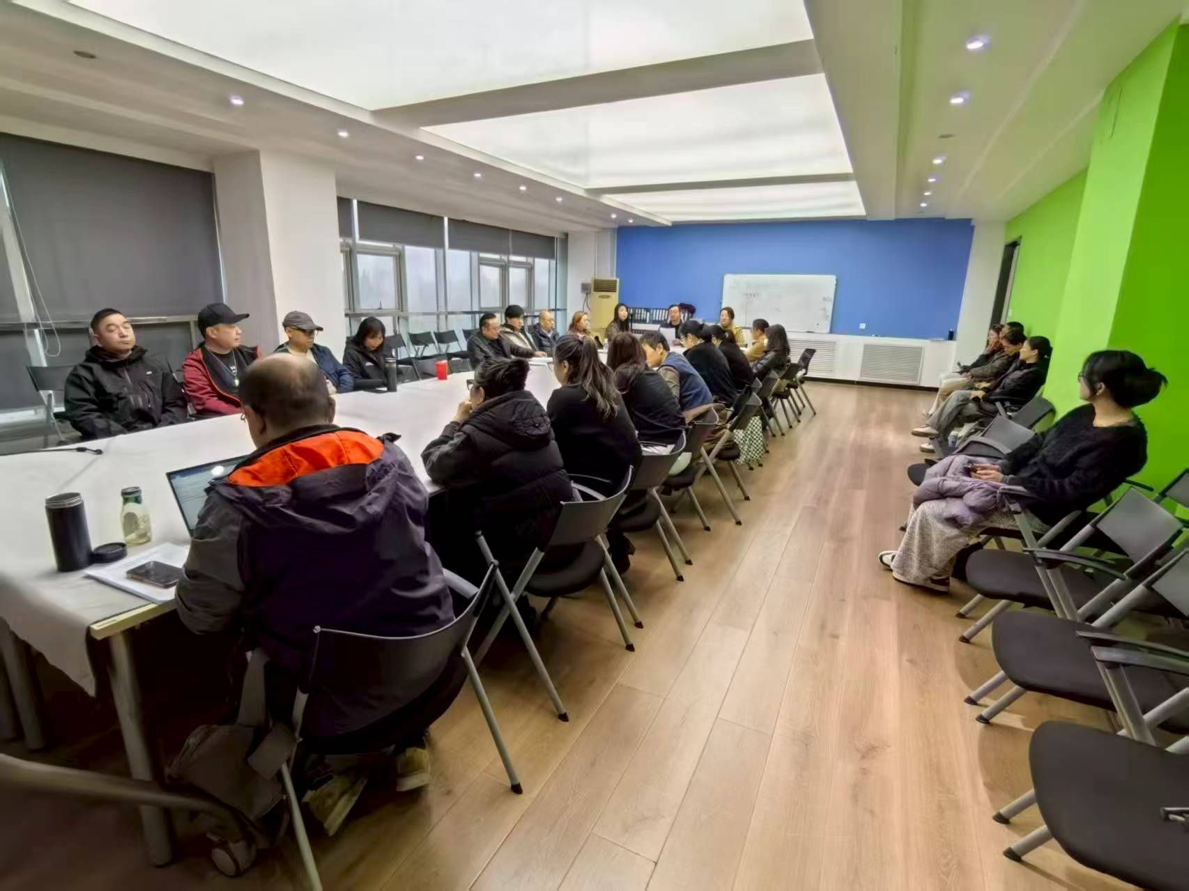 设计艺术学院召开学生安全稳定工作会议