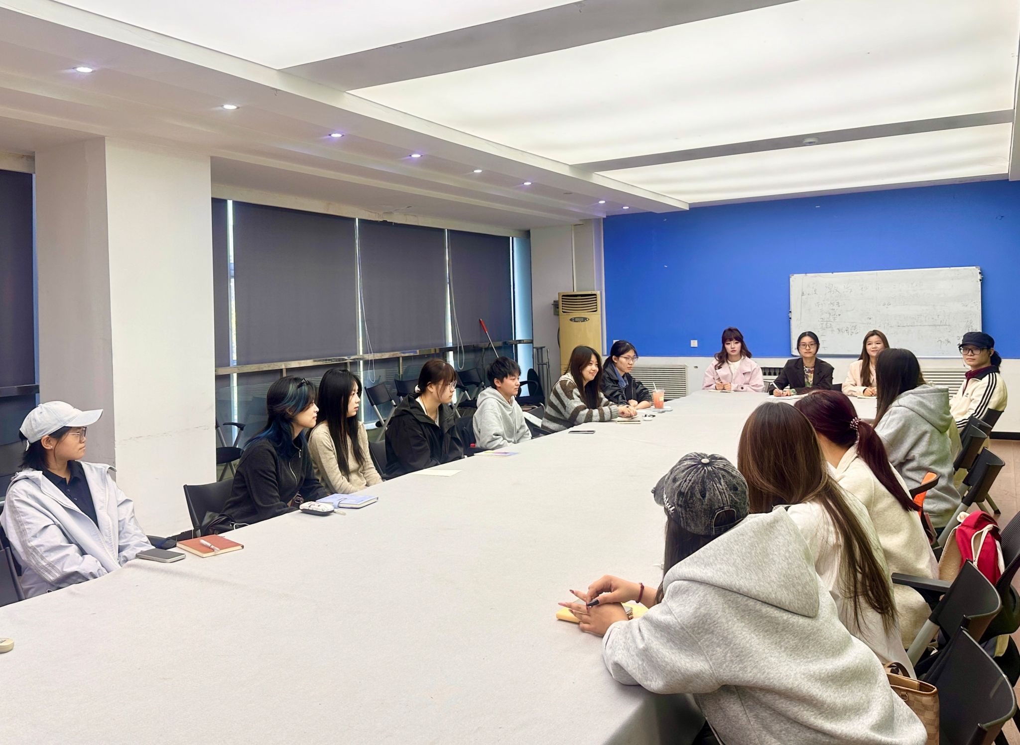 “一站式”社区 || 设计艺术学院开展心理骨干专题培训